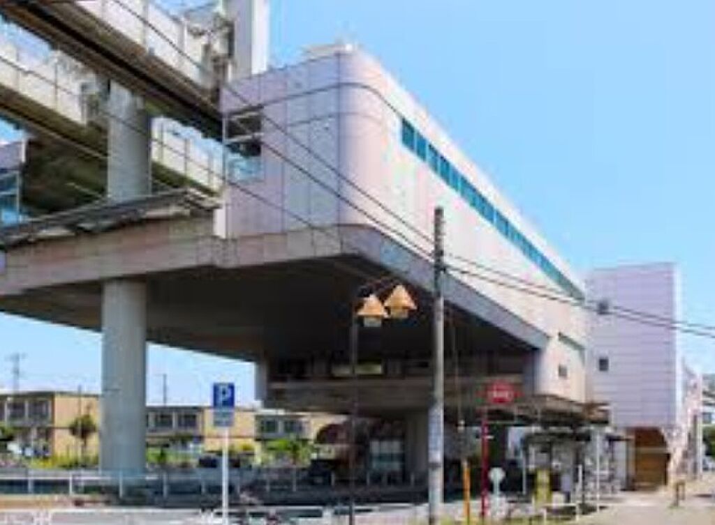 Image 4