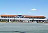 周辺：外箕輪小学校（400m）
