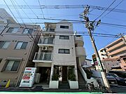 現地外観（2026年3月撮影）4階建てです！
