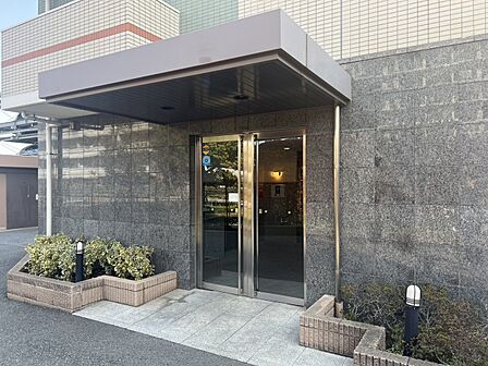 マンションの入口です。