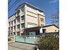 周辺：【堺市立錦西小学校まで徒歩11分(約880m)】6年間毎日通うのに、負担が少ない距離。HPに学校からのお便りや学校生活の様子などが掲載されています。
