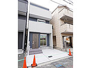 【現地外観写真】2026年5月完成！南海本線「湊」駅まで徒歩4分の立地◎通勤・通学、お出かけに便利な2沿線3駅が利用できます。/2026年5月撮影