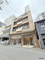 大阪府大阪市西区京町堀2丁目（賃貸マンション2LDK・8階・65.00㎡） その1