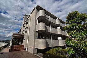 ボノエール中井  ｜ 大阪府寝屋川市中神田町（賃貸マンション3LDK・3階・61.56㎡） その3