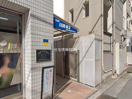 ゆったりとした印象のエントランスです。