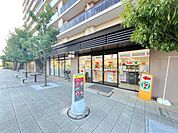 セブン-イレブン 横浜十日市場店まで約1280m（徒歩16分）