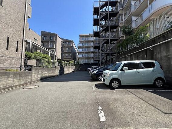 駐車場ももちろ...