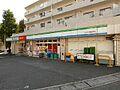 ファミリーマー...