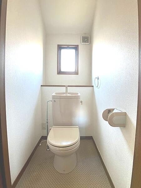 トイレを拡大表示