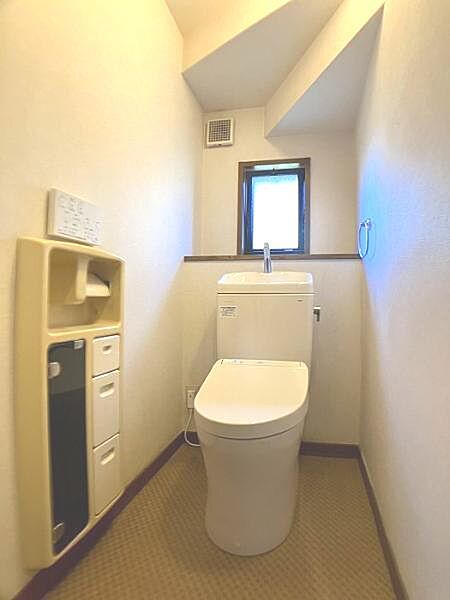 トイレを拡大表示
