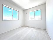 子供部屋にもちょうど良い大きさのお部屋です。