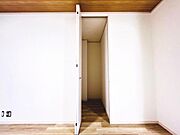 収納豊富な間取りで、室内もスッキリ快適です。