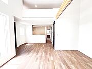 リビングダイニングになります。ご家族そろっての素敵な空間になりそうですね。