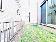 お庭スペースは、ガーデニングやお子様との外遊びなど多彩な用途でお楽しみいただけます。