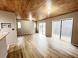 厚木市及川2丁目　戸建