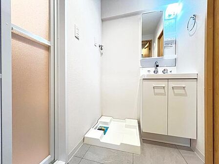 お天気を気にせずお洗濯ができ、室内干し可能です。