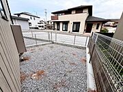 お庭スペースは、ガーデニングやお子様との外遊びなど多彩な用途でお楽しみいただけます。