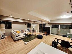 グランスイート本厚木 2LDKのリビング/ダイニング