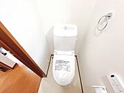 ほっと安らげるトイレ空間です。