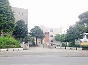 厚木市立荻野中学校まで約930m（徒歩12分）