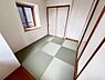 和室：和室スペースです。畳のお部屋は寛げる空間ですね。