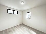 子供部屋にもちょうど良い大きさのお部屋です。