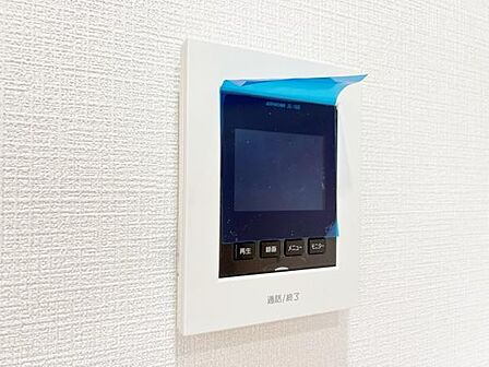 ご来客者確認できるTVモニター付きインターフォン。