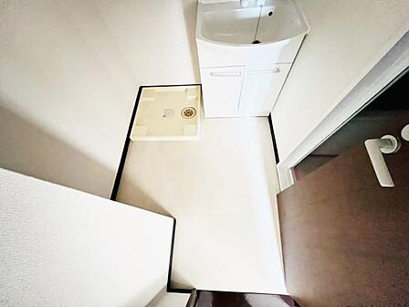 脱衣所は小さなお子様がいるご家庭にも重宝されます。