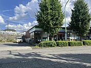 ファミリーマート 町田山崎町店まで約390m（徒歩5分）