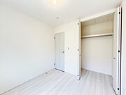 子供部屋や趣味の部屋など用途に合わせてお使いいただけます。