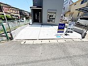 駐車場ももちろん完備しておりますのでお車所有の方にも心強いです。