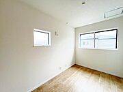子供部屋にもちょうど良い大きさのお部屋です。
