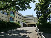 海老名市立杉久保小学校まで約610m（徒歩8分）