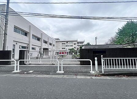 座間市立相模中学校まで約1300m(徒歩17分)