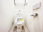 ほっと安らげるトイレ空間です。
