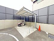 敷地内の駐輪場です。