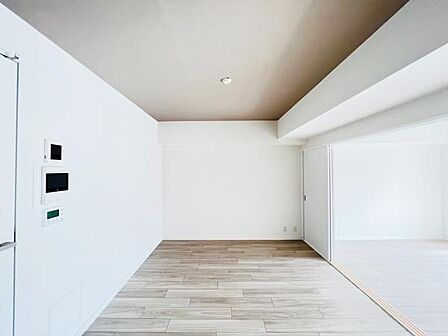 家族団らんの場所としてゆったりと居心地の良いリビングです。