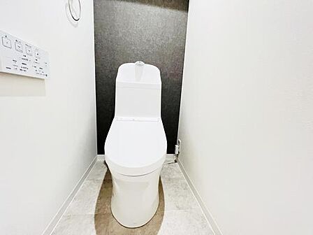 ほっと安らげるトイレ空間です。