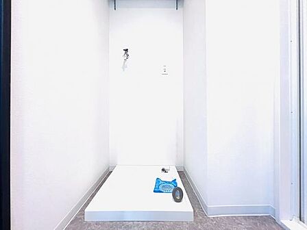 お天気を気にせずお洗濯ができ、室内干し可能です。