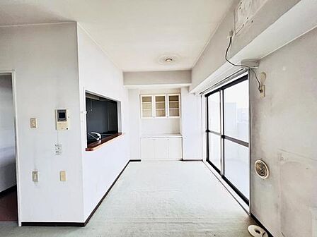 ご家族の温かい時間を演出するダイニングスペースです。