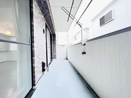 お洗濯ものを気持ち良く太陽の光で干せるのが嬉しいですね。