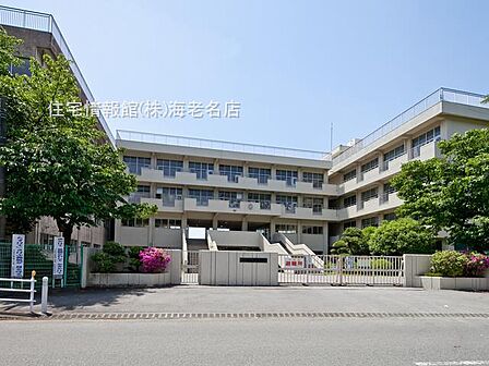 座間市立入谷小学校まで約800m（徒歩10分）