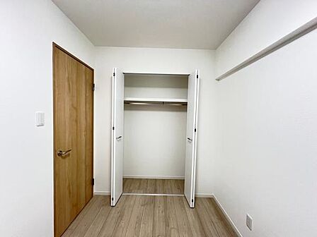 子供部屋や趣味の部屋など用途に合わせてお使いいただけます。