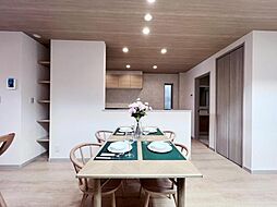 リビング/ダイニングの画像