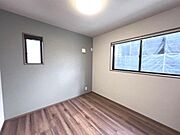 子供部屋にもちょうど良い大きさのお部屋です。