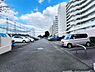 駐車場：【駐車場】