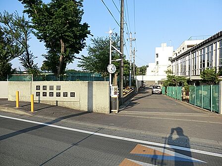 綾瀬市立北の台小学校まで約720m（徒歩9分）