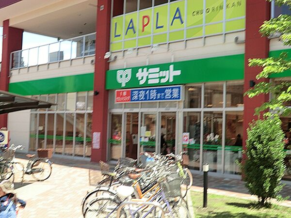 周辺を拡大表示