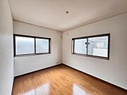 子供部屋にもちょうど良い大きさのお部屋です。