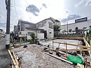 駐車場ももちろん完備しておりますのでお車所有の方にも心強いです。